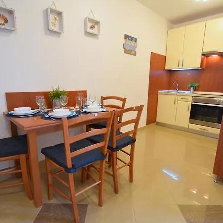 Апартаменты Adlitika Малинска