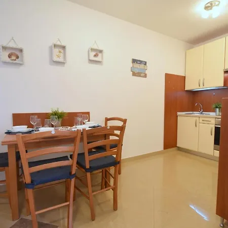 Adlitika Апартаменты