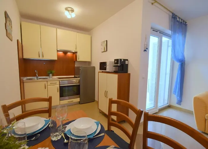 Apartament Adlitika *