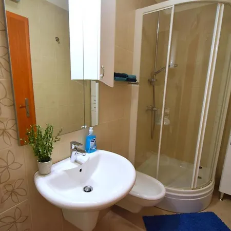 Adlitika Apartment *